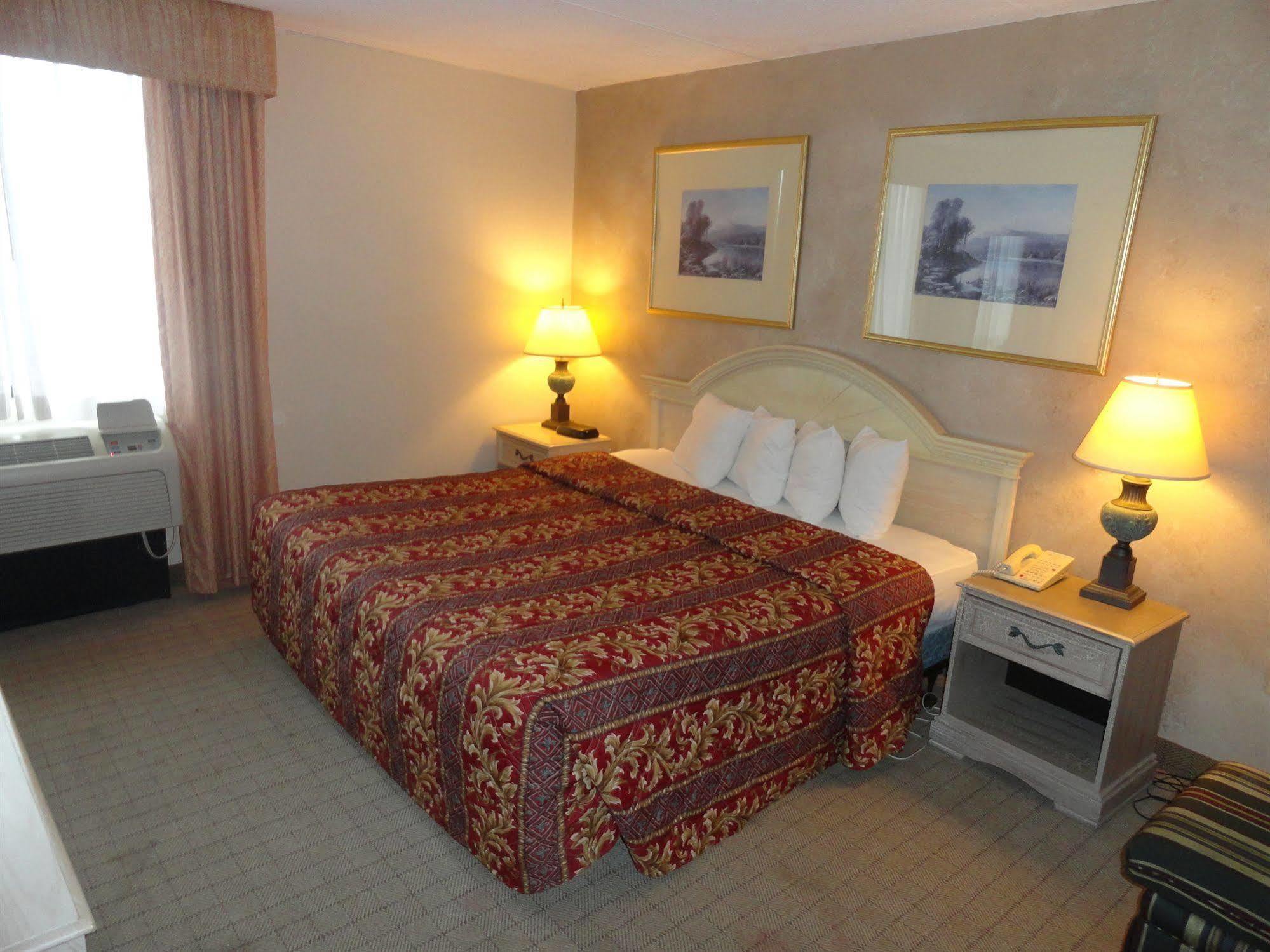 Fairbridge Hotel Cleveland East Wickliffe Esterno foto